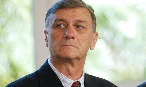 Binner advirtió que ‘si algo no cambia, la democracia va a ir adelgazando’