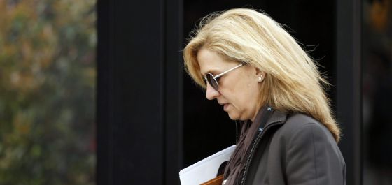 Autorizan que infanta Cristina llegue al juzgado en coche
